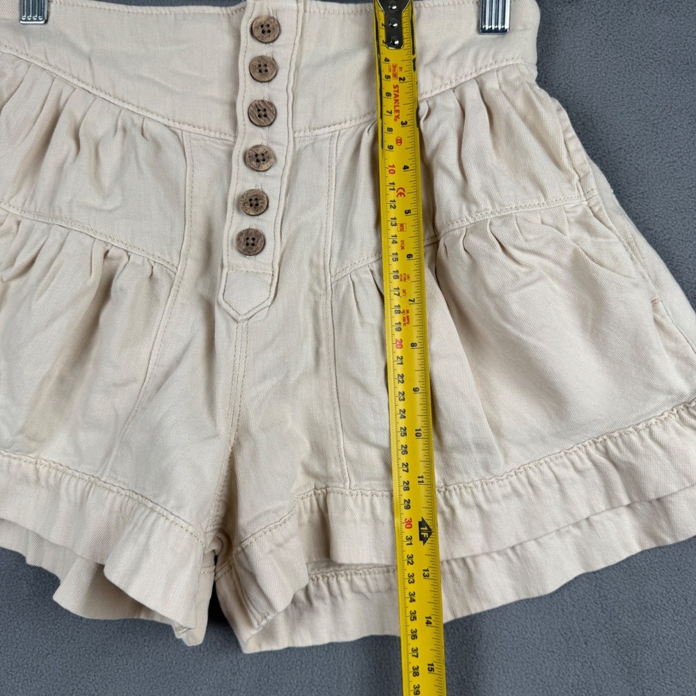 We The Free Free People Beige Ruffle Tiered Button Front Shorts Womens XS - Picture 3 of 9